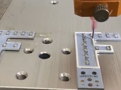 萬騰LED點膠機演示視頻