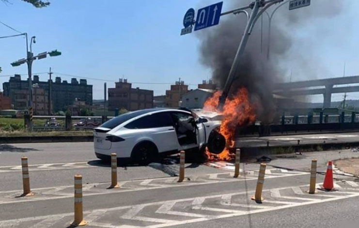 新能源汽車電池FPC主要功能特點及用膠淺析