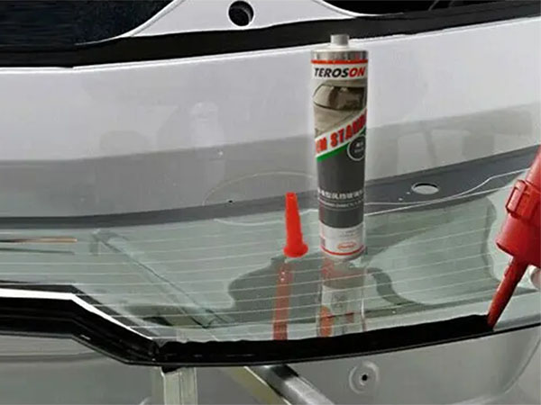 汽車玻璃膠和普通玻璃膠一樣嗎？